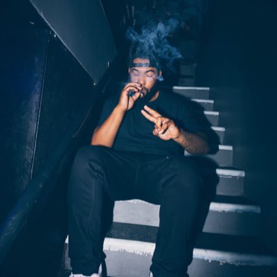 Tlampton_98's tweet photo. #NewProfilePic https://t.co/nO3VdBoS3e
