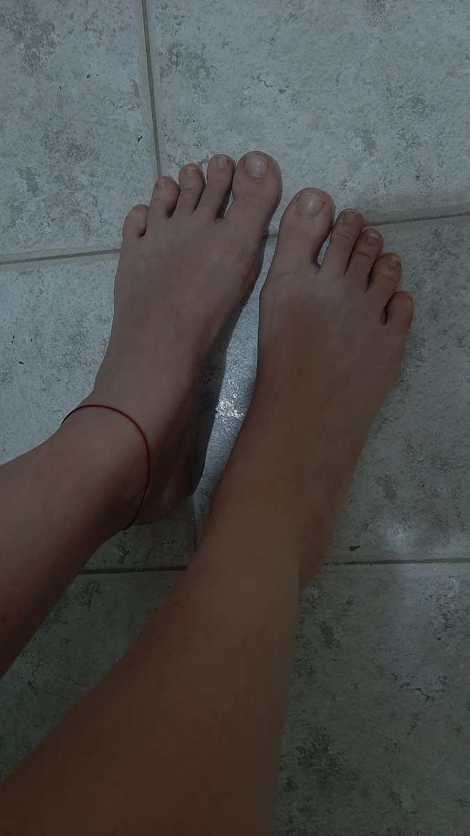 redhead_fetish's tweet photo. Do you want to choose a color for my nails? DM me 💓

#feetworshi̇p #feetqueen #FeetAndMeatKing #FeetFridays #feetsgiving https://t.co/iJO5UMAVQg