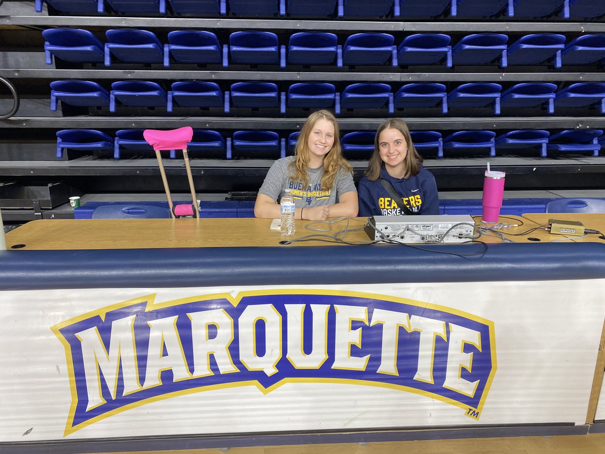 BVUWBasketball's tweet photo. Road trip to Milwaukee! Thank you to @MarquetteWBB @MarquetteMBB 🏀teams for the court time before our game tomorrow! Happy Hoopsgiving! 💙💛🏀 https://t.co/2OM6t0A2oX