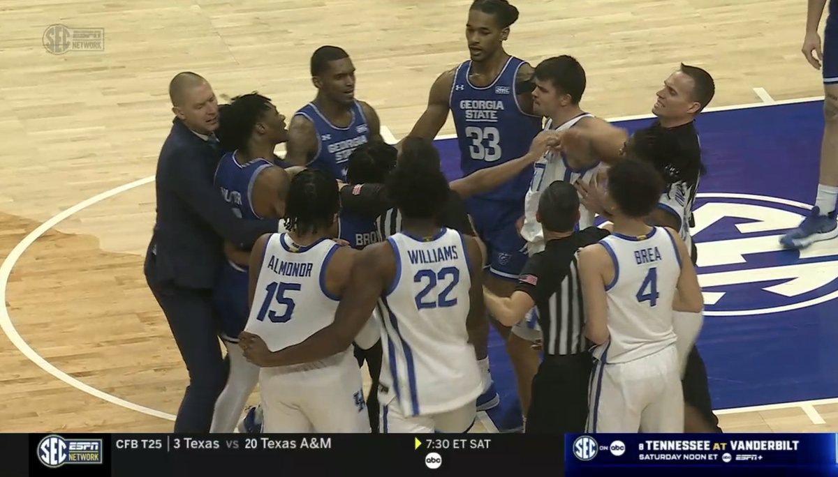 Gotta love Mark Pope getting in the mix