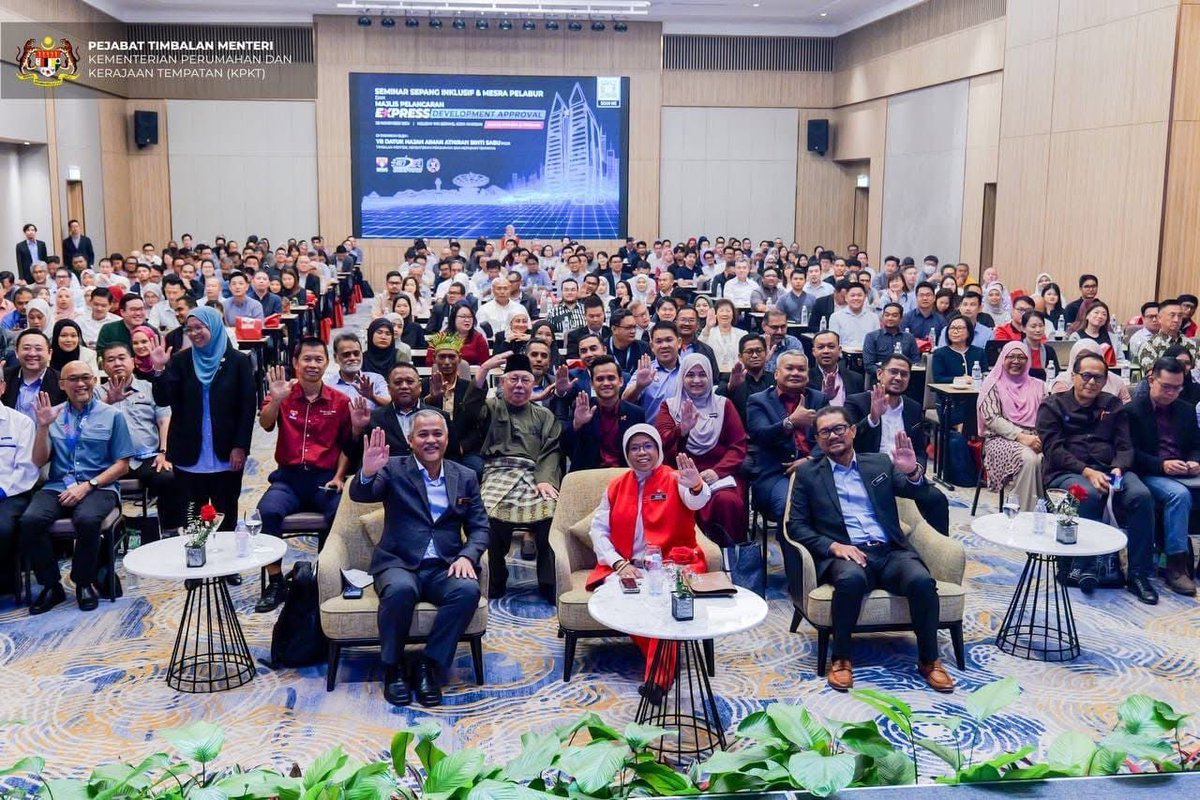 al_jundiathirah's tweet photo. 11.2 BILLION PELABURAN MASUK KE SEPANG  MANFAATKAN 627 PELUANG PEKERJAAN BARU

29 November 2024 https://t.co/5eltyeB4CI