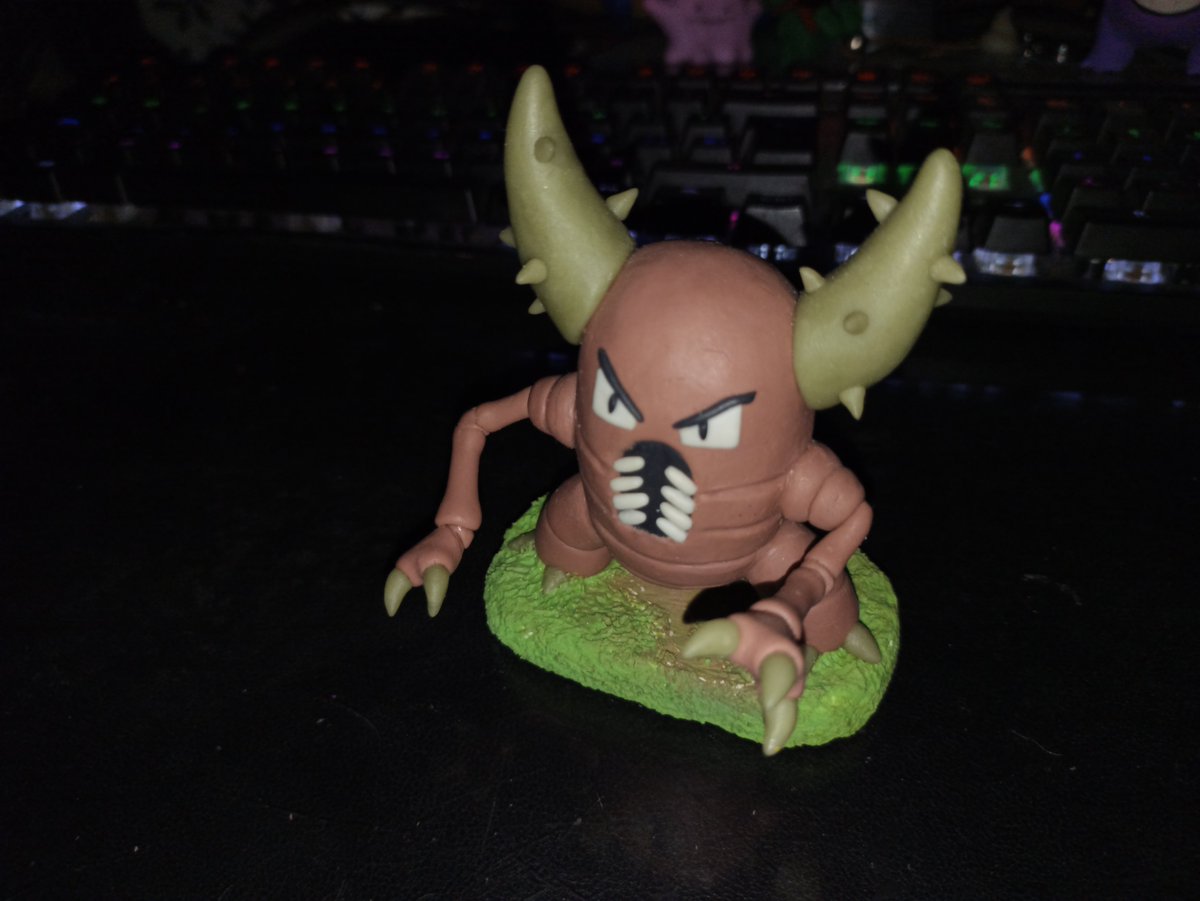 EmmaToxic_'s tweet photo. Siempre me ha gustado el diseño de Pinsir, pero últimamente por el pokemon tcgp le agarré más cariño 

#Pokemon #pokemonclay #clay #porcelanafria #TCGP https://t.co/fHjHA7lUyQ
