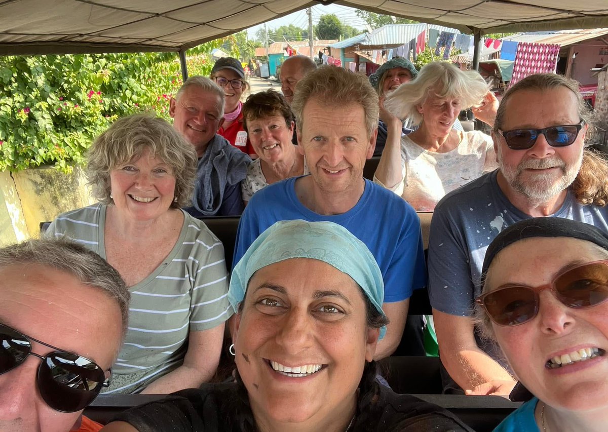 aidcamps's tweet photo. Day 4 complete. More painting and sanding. The team also decided to tidy up some of the older parts of the school, not scheduled to be done on this project. Ended the day with a momo making class taught by the excellent kitchen staff. What a week! Now for some R&amp;R! #Volunteer https://t.co/cQHTDjHodw