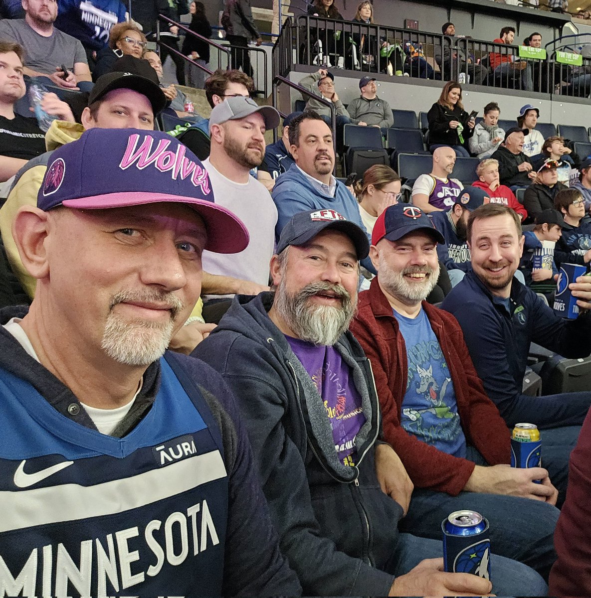 the_neub's tweet photo. #packpix https://t.co/kJucRPLbFI