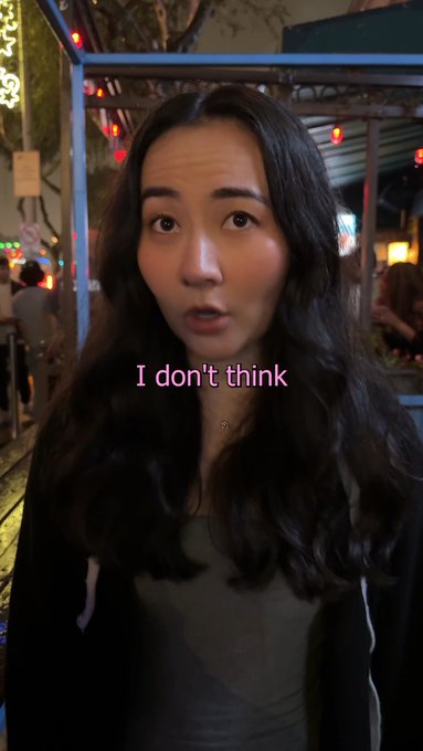 I just wanted to buy her a drink https://t.co/nxLiO55uc0