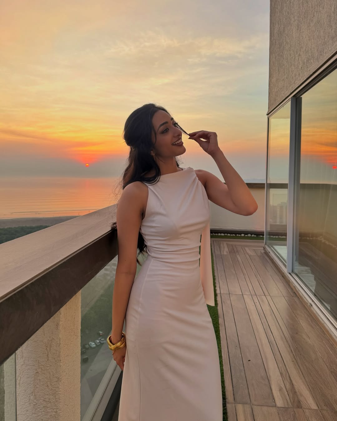 GdmVx5mWwAAM6UY?format=jpg&name=large