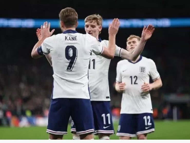 mirror.co.uk/sport/football… <a href="/UltiFootNet/">Ultimate Football Networks(UFN)</a> <a href="/UltiSportsNet/">Ultimate Sports Networks (USN)</a>