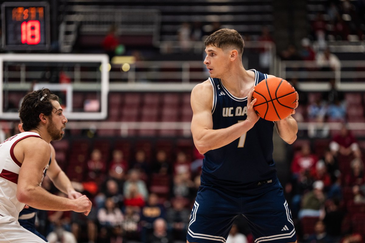 ucdavismbb's tweet photo. Pushing forward.

This time tomorrow, we're back in action on the road. Tune into ESPN+ at 7PM to watch us face Oregon State in Corvallis.

#GoAgs https://t.co/SdhKooB1Hu
