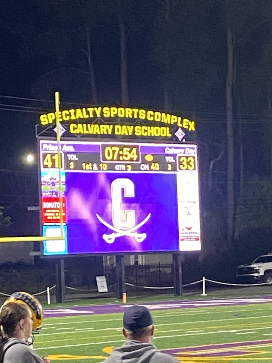 Close game; PACs 41 to 33 over the Cavaliers with 8 minutes left in the 3rd quarter.