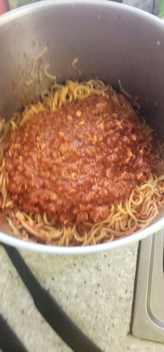 kratzy76au's tweet photo. Nothing beats a homemade spaghetti lunch on a cozy Saturday! ๐ Fresh, flavourful, and made with love. What's your favourite pasta topping? #SpaghettiSaturday #HomemadeGoodness https://t.co/6MdXbXND73