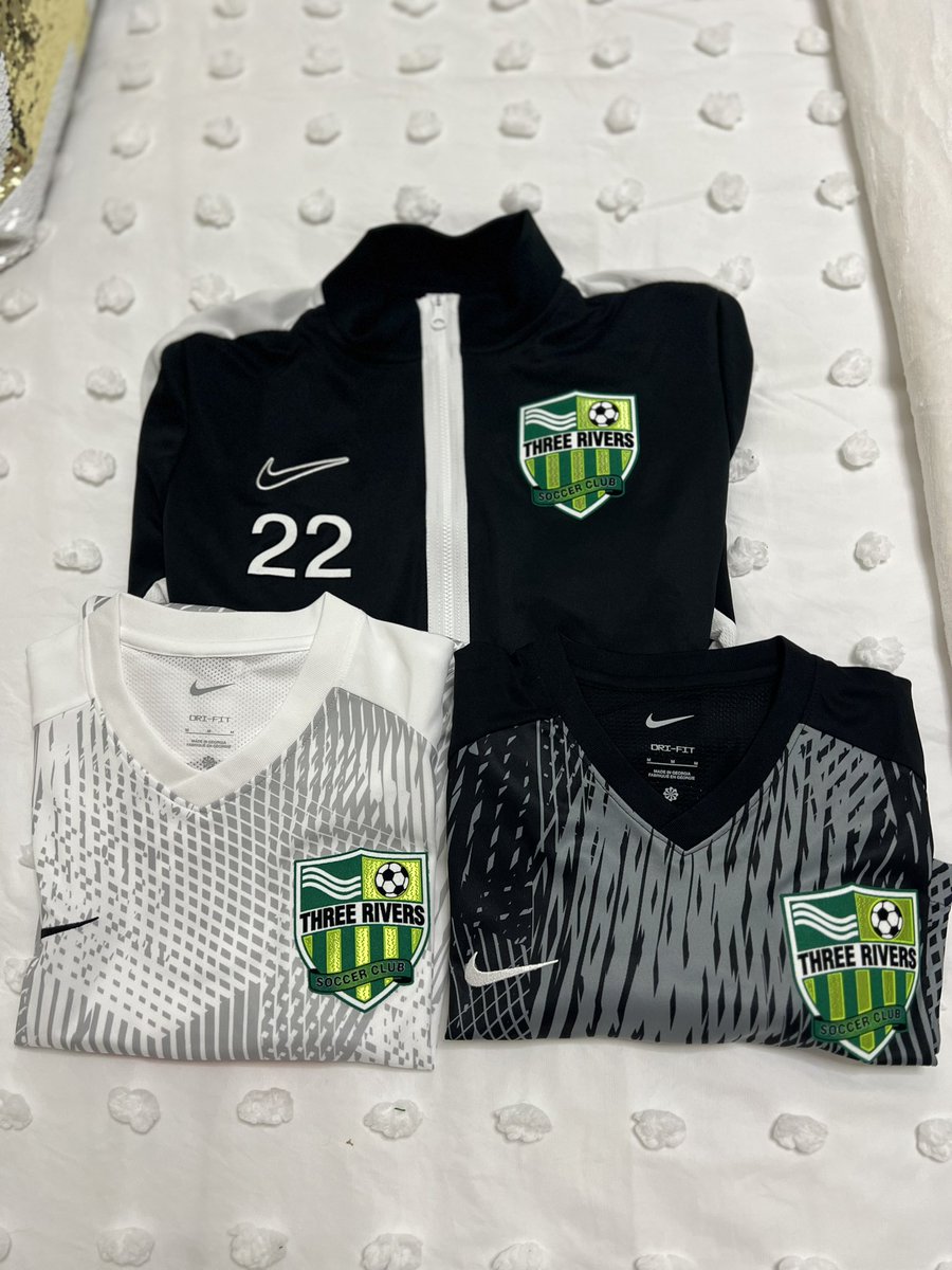 LindsayASanche1's tweet photo. I have joined the Three Rivers Soccer Club, U19 BLACK in the ECNL RL. I'm excited for this new chapter! #player22, #encl
@RosscoAlexander @PrepSoccer @coldbrew25
@ImYouthSoccer
@UCSBWomenSoccer, @UCF_WSoccer, @USFDonsWSoccer, @SacStateWSoccer, @ArizonaSoccer, @CPWomensSoccer https://t.co/AUNm9hHQkK