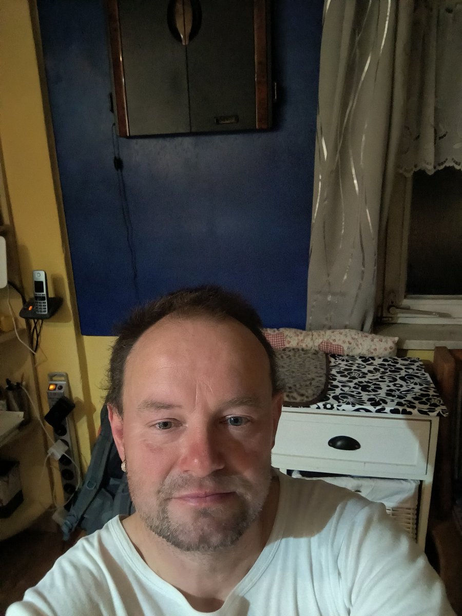Anton lipp tweet media