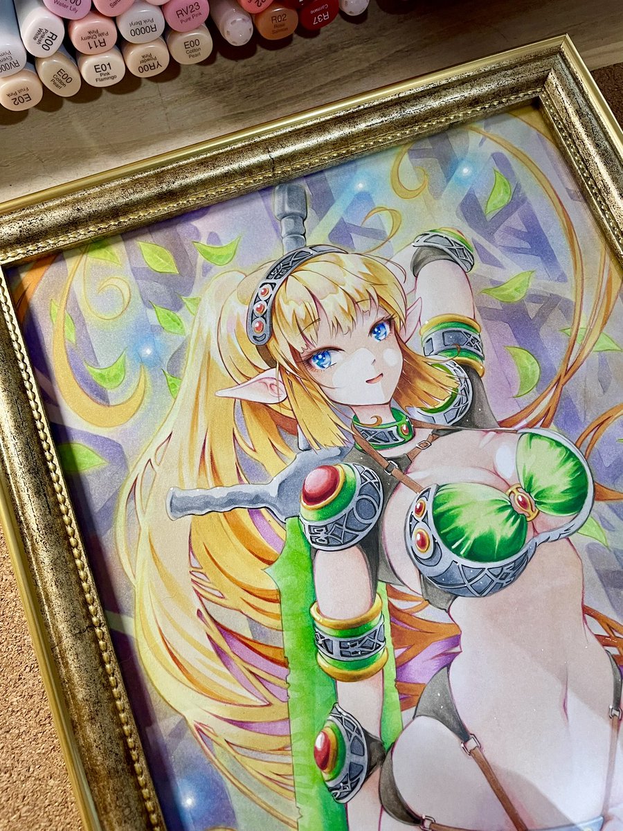「朝ラーを食べてそのまま画材屋さんへ。展示会に出展する色紙用に額縁を買ってきました」|おかめのイラスト