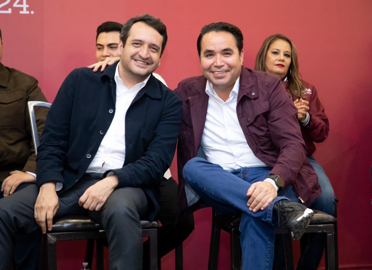 juntosheriberto's tweet photo. Hoy, en la asamblea informativa en Hermosillo, acompañamos a nuestros dirigentes nacionales, @LuisaAlcalde , @CaroRangelG y Andrés Manuel López Beltrán, para reafirmar nuestro compromiso con la unidad y con los principios de honestidad, justicia y austeridad que han dado forma al legado de la Cuarta Transformación. Morena es más que un partido; es el motor de la transformación que pone al pueblo en el centro de todas las decisiones.