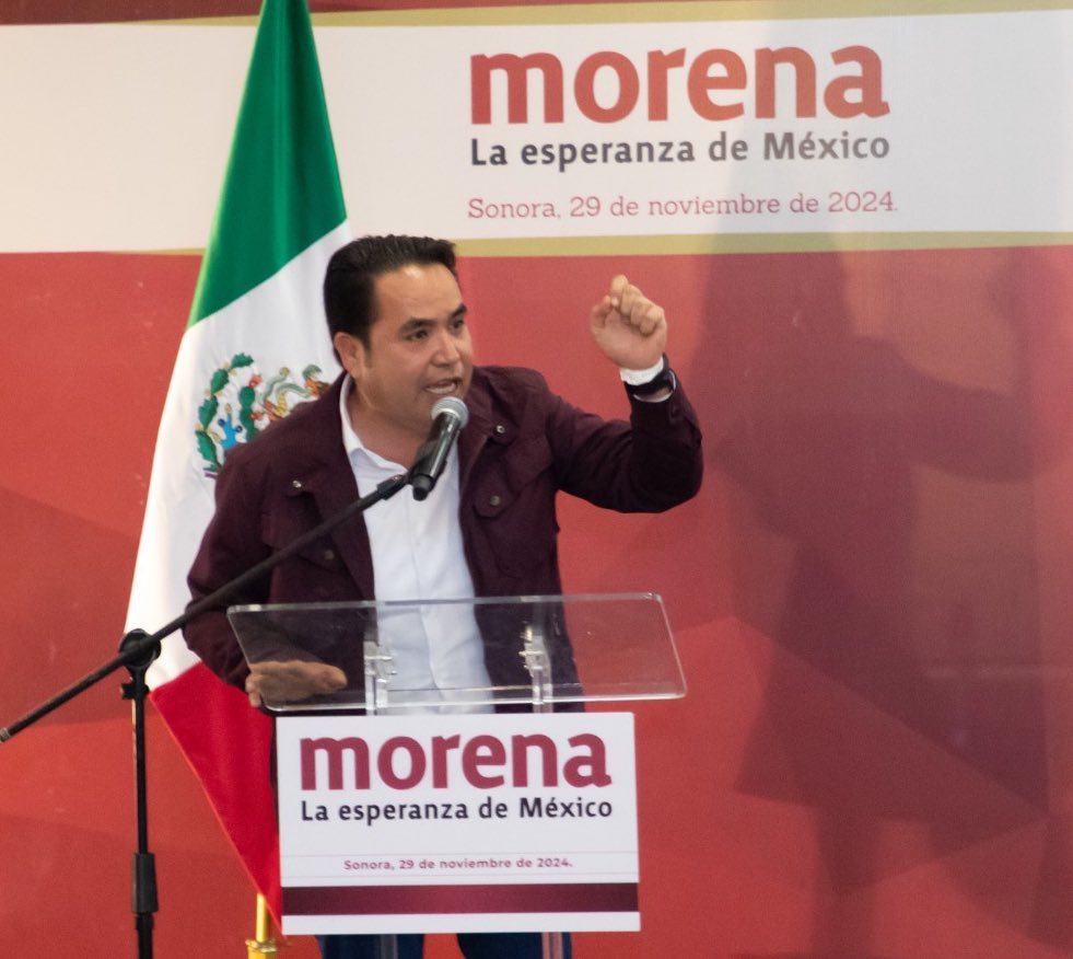 juntosheriberto's tweet photo. Hoy, en la asamblea informativa en Hermosillo, acompañamos a nuestros dirigentes nacionales, @LuisaAlcalde , @CaroRangelG y Andrés Manuel López Beltrán, para reafirmar nuestro compromiso con la unidad y con los principios de honestidad, justicia y austeridad que han dado forma al legado de la Cuarta Transformación. Morena es más que un partido; es el motor de la transformación que pone al pueblo en el centro de todas las decisiones.