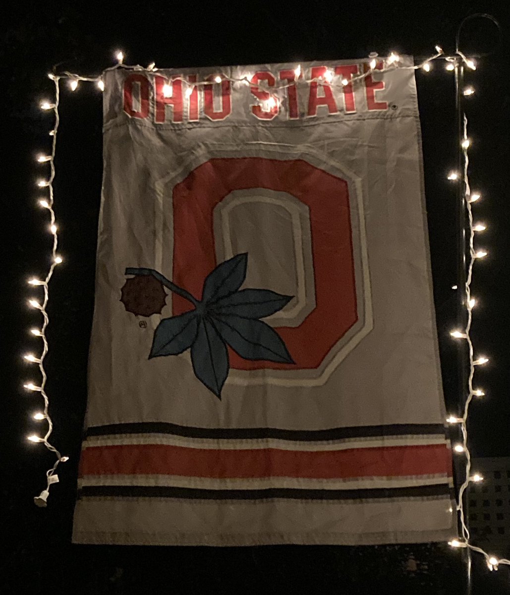 16bsbl's tweet photo. 'Twas the night before THE Game as I pace the house-Prepared to be glued to the couch-Went out on the lawn &amp; sang the Alma Mater-Neighbor asked What's the matter-Blind to the eye until it was clear-My Block O had proudly appeared-All Lit &amp; ready 4 a fight-Beat ttun! Good Night... https://t.co/XCJBz9Cqh4