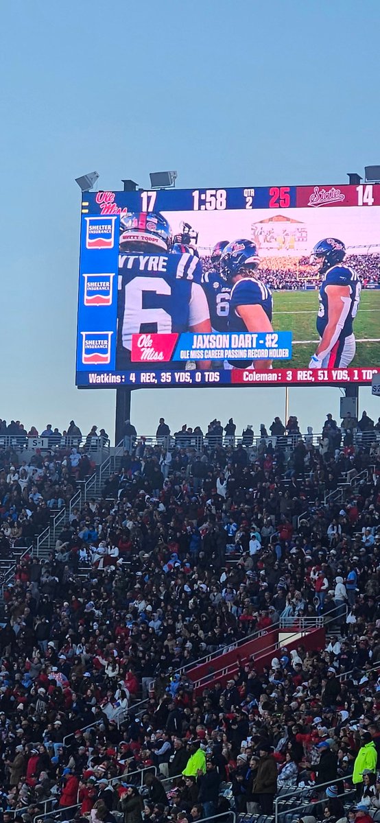 CorderaEason's tweet photo. A lovely day with family and friends but most importantly that Golden Egg is staying in the "SIP" 🥚🏆🦈 #HottyToddy #BeatState #ProtectTheEgg #ComeToTheSip https://t.co/vK9K4M6iQc