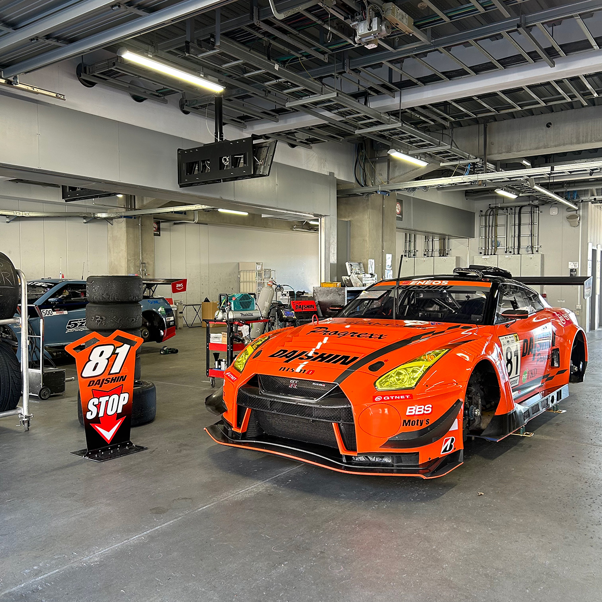 GTNET_sns's tweet image. 明日、開催されるNISMO FESTIVAL 2024の走行のため、富士スピードウェイにて走行準備完了！午後からリハーサルなどを兼ねた走行を行います！
昨年に続きGTNETはブース出展いたしますので、ご来場の際はブースにお立ち寄りください。
#gtnet #NISMOfestival #gt3 #gtr #fujispeedway