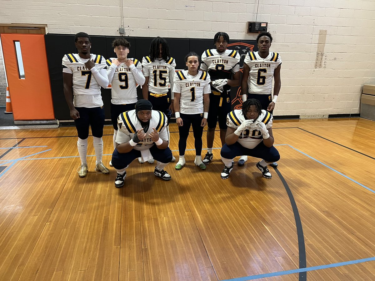 Demetris Williams (@demetri09787038) on Twitter photo I know this football season didnโt go as planned but we had a good ride boys thank you Clayton football for the best 4 years of my high school football career <a href="/clippercountry/">CHS</a> <a href="/Coach_Flagg/">Coach Flagg</a> <a href="/Coach_JCIII/">John R. Chamberlin III</a> โ๐พ๐ค๐พ I know this football season didnโt go as planned but we had a good ride boys thank you Clayton football for the best 4 years of my high school football career <a href="/clippercountry/">CHS</a> <a href="/Coach_Flagg/">Coach Flagg</a> <a href="/Coach_JCIII/">John R. Chamberlin III</a> โ๐พ๐ค๐พ