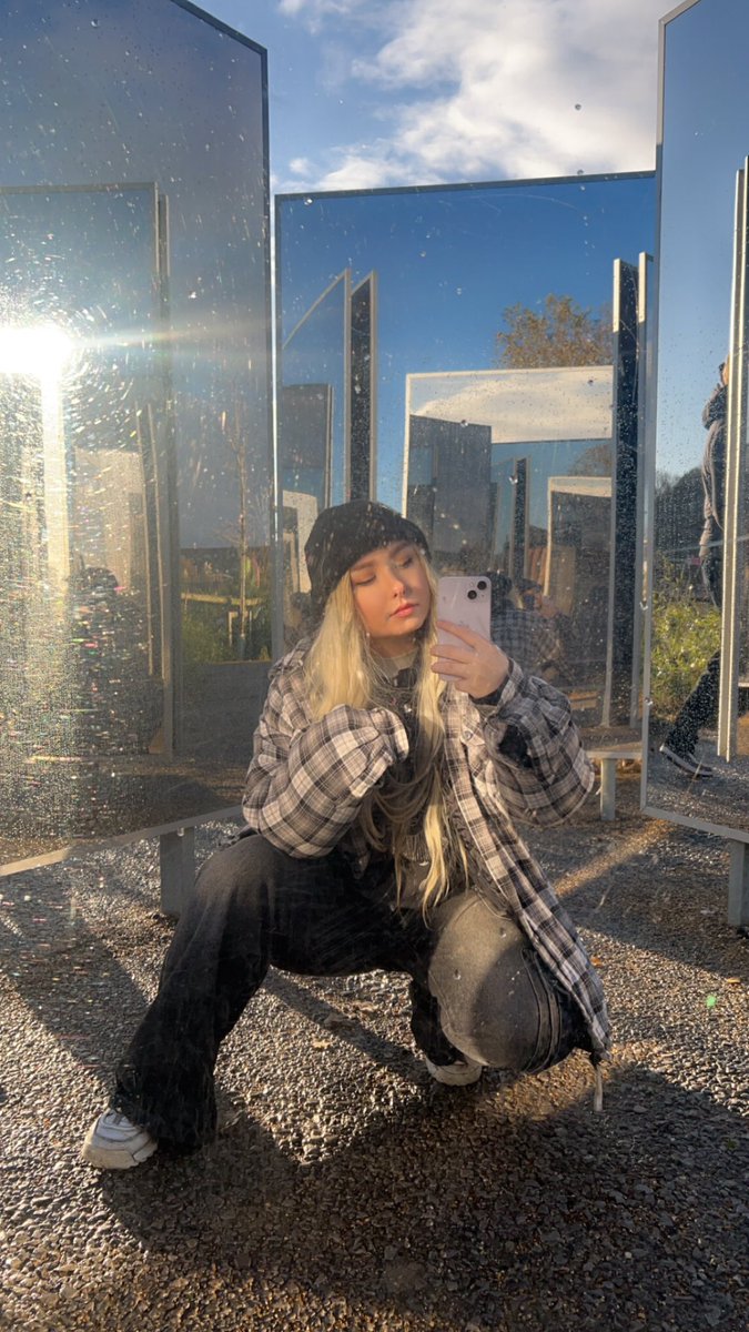 ccrumbleettv's tweet photo. ☀️🤍 https://t.co/5MWAaTxVpn