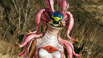 MidSpect's tweet photo. rt if you love monster women https://t.co/GO7v9wxZSo