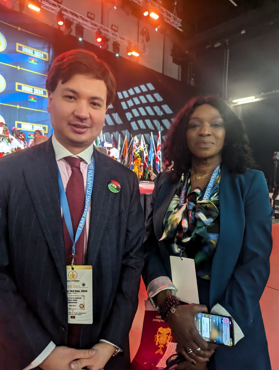 EGerasouli35992's tweet photo. With BRGIE Chief of Staff Dr. Ngozi Orabueze (@ngoziora) at the declaration of the restoration of the independent state of Biafra. Congratulations on this momentous occasion. https://t.co/IxWfvfCUk6