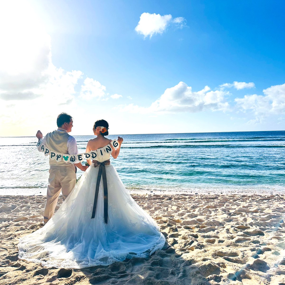 firstkidstv_me's tweet photo. やっとこの日を迎えることができたね🥹✨
兄夫婦おめでとう💒 #グアム #Wedding https://t.co/aHf0lF5Mpw