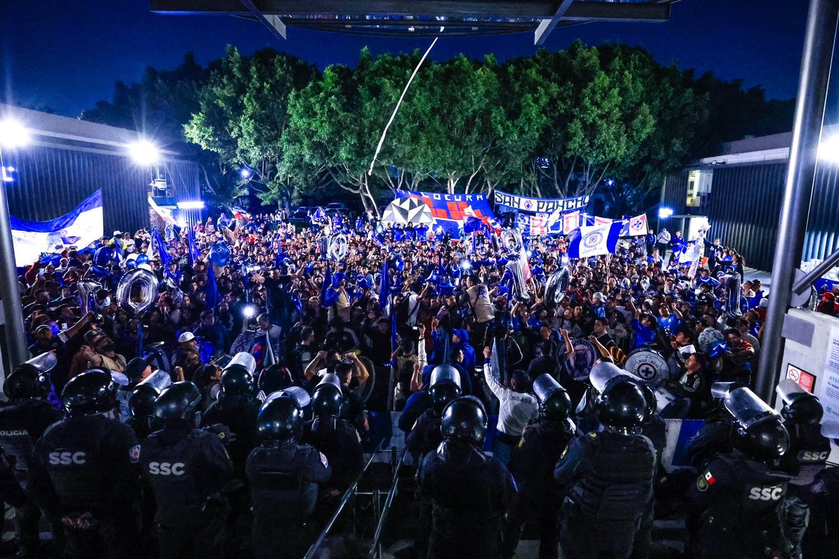 ¿¿COMO VAN A CONVENCERME DE QUE LA MAGIA NO EXISTE?? 💙🥹
