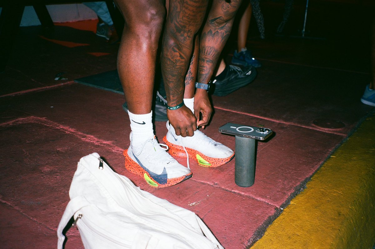 lordlaflare_'s tweet photo. picking up the pace. https://t.co/CHL2KrxS1P