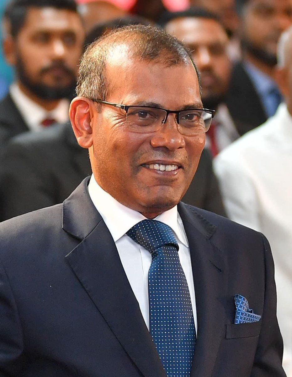 AbbasAthee20086's tweet photo. މިމީހާ އެޅި ބިންގަލެއްގެ ސަބަބުން ރައްޔިތުންގެ މުޅި ދިރިއުޅުމައް އެތައް ލުޔެއް ލިބިގެން ދިޔަ، މިއަދު ވެރިކަމުގަ ތިބި މީހުން އެހުރިހާ ކަމެއް ކަމެއް ފުނޑާލައިފި، ގައުމު މިއޮތް ހިސާބުން ރައްޔިތު މީހާ އައް ހަމަ އިސްކޮޅައް ތެދުވެވޭނީ ރނ ވެރިކަމައް އައިސްގެން.
#RaeesNasheed2028 https://t.co/vzjJ8l5pQj