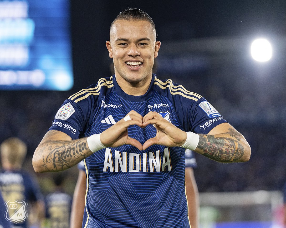 MillosFCoficial's tweet photo. Con ustedes… ¡EL SEÑOR LEONARDO FABIO CASTRO! 🫶2️⃣3️⃣⚽️💙🔥 https://t.co/Jtochcuteh