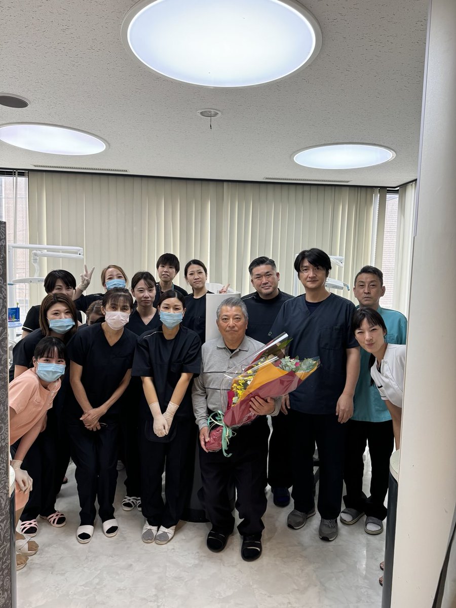 6YJKc1aESorm9d1's tweet photo. 長崎県諫早市の伊藤歯科クリニック🏥
再生医療認定医療機関🩺
0120-341-825
先日お勤めの先生が退職されました。
柔らかく暖かいお人柄の先生でした✨
アシスタントが涙ぐんで😢
先生お疲れ様でございました🦷
https://t.co/Ykcy0qOTRf
#インプラント
#サイナスリフト
#PRGF
#美容歯科
#審美歯科 https://t.co/XTqwjMbGG7