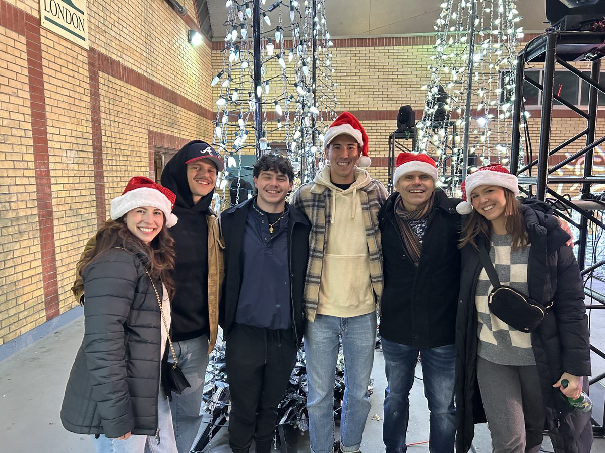 Nick Paparella (@npaparellactv) on Twitter photo Always so exciting to emcee the annual Lighting of the Lights tonight. Victoria Park looks so beautiful. Thanks <a href="/CityofLdnOnt/">City of London</a> and all who participated. Merry Christmas and Season Greetings everyone!! <a href="/CTVLondon/">CTV London</a> Always so exciting to emcee the annual Lighting of the Lights tonight. Victoria Park looks so beautiful. Thanks <a href="/CityofLdnOnt/">City of London</a> and all who participated. Merry Christmas and Season Greetings everyone!! <a href="/CTVLondon/">CTV London</a>
