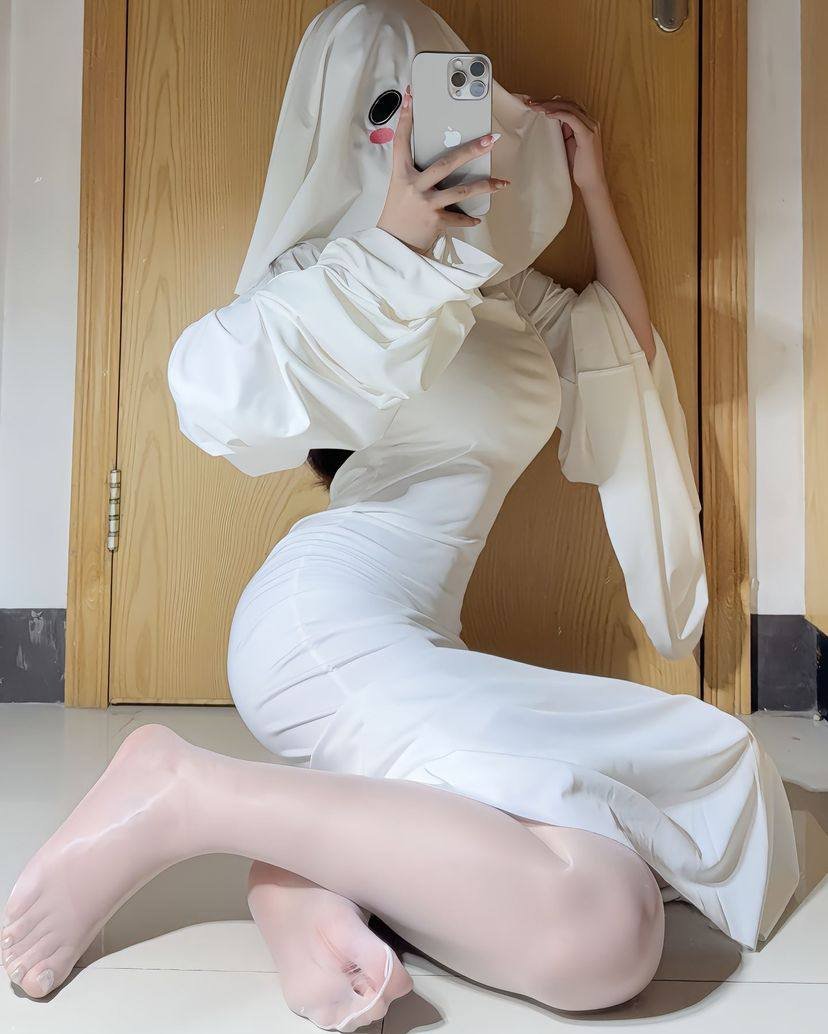manx_alpha's tweet photo. 丢掉之前 再穿一次吧
#cos 
#cosplay 
#可爱鬼 https://t.co/o3yuCN3erS