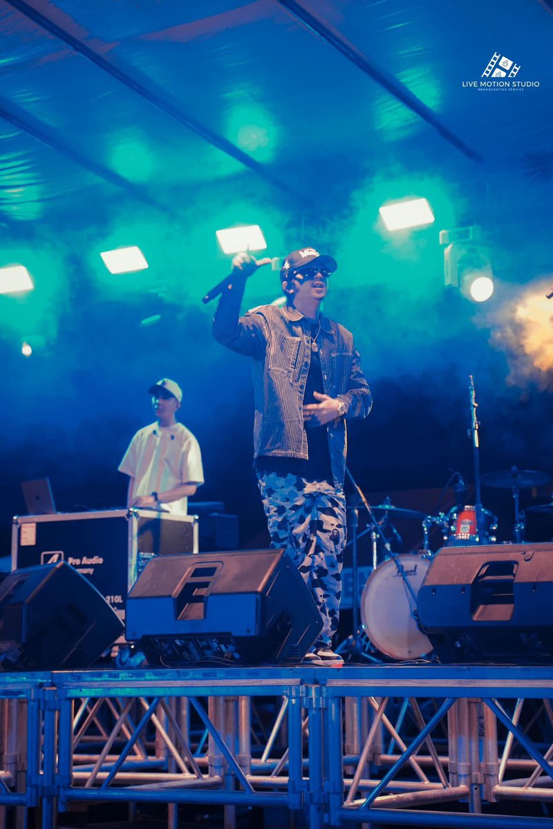 Only thing really worth chasing is a dream. ✨💙