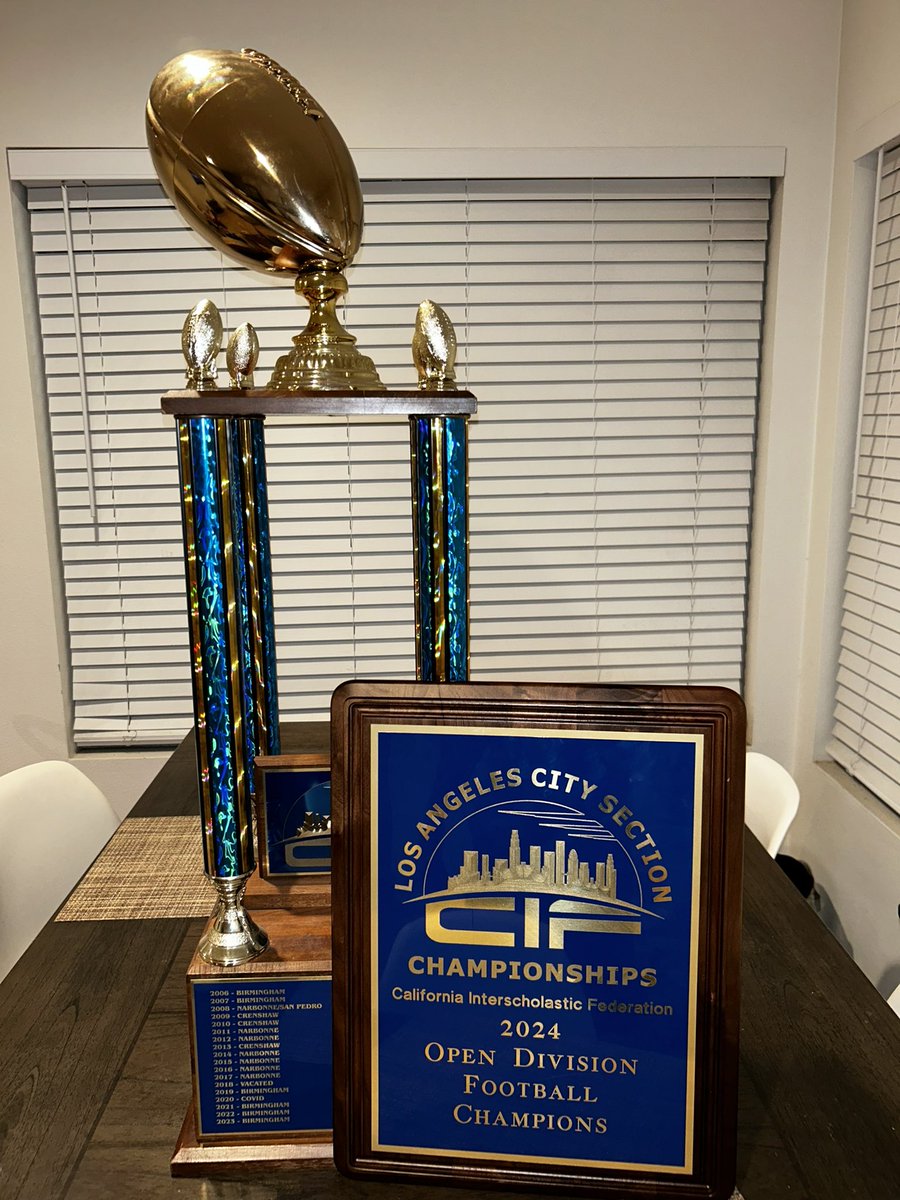 Goodnight, Los Angeles.

Narbonne High School, she’s coming home.

#BB4L