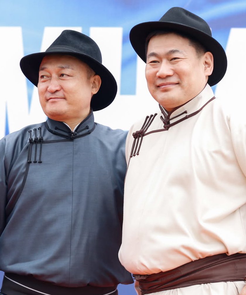 Амарбаясгалангийн аялал дууслаа!  

УИХын даргыг солих сурагтай!!! <a href="/AmaraaDshzvg/">Д. Амарбаясгалан</a>