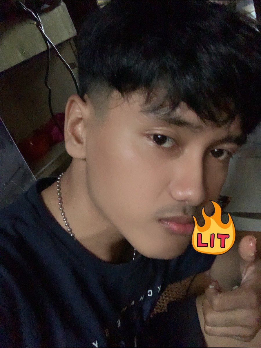 another_xrl's tweet photo. baru siap pangkas bub, ini mam dluu https://t.co/uGeZZV5pni