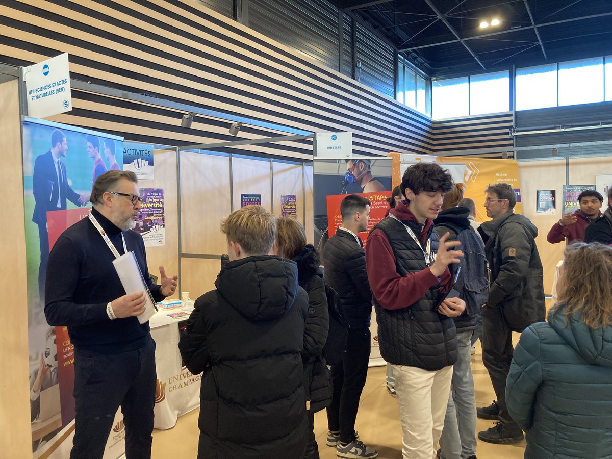 Venez nombreux sur le salon étudiant <a href="/studyrama/">Studyrama</a> à la rencontre de l’UFR STAPS jusque 17h #orientation #supérieur <a href="/universitereims/">Université de Reims Champagne-Ardenne</a>