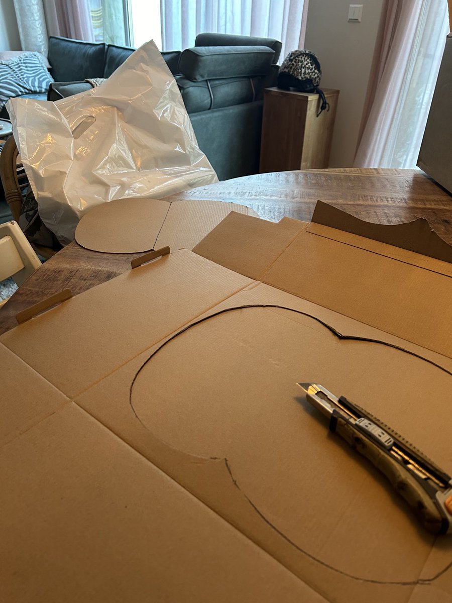 roween80's tweet image. #suprise 😅