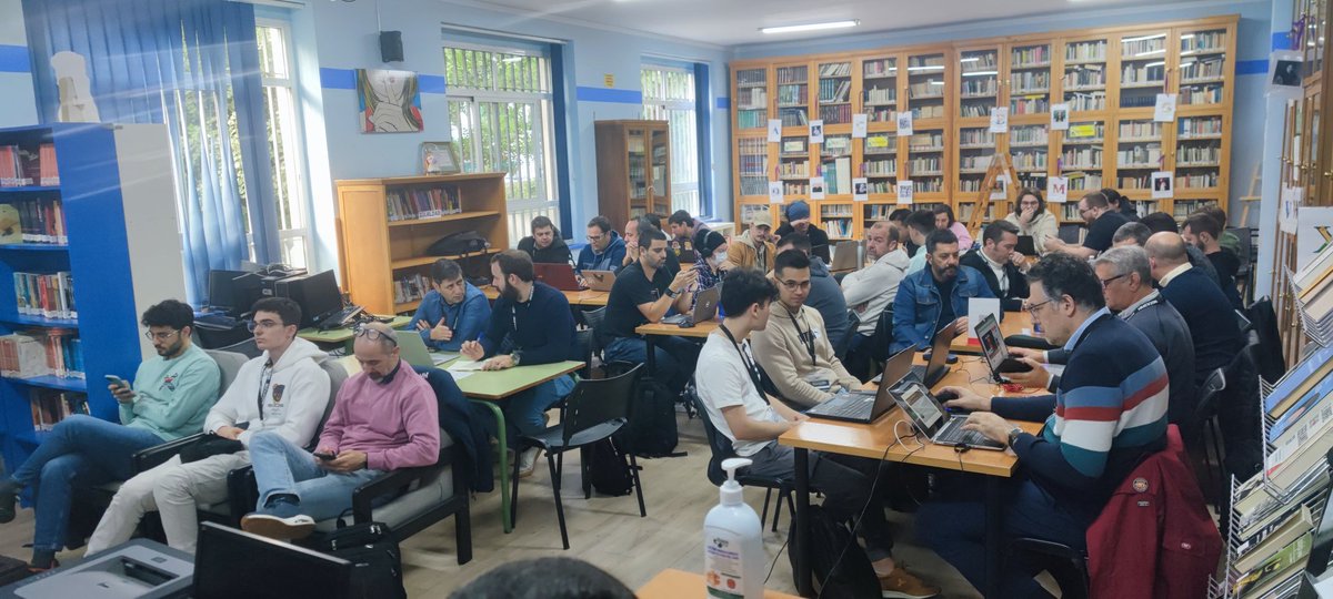 secadm1n's tweet photo. Damos comienzo a la segunda jornada de #secadmin2024 con el taller de Ángel. Veloy. Let's go! 👇 https://t.co/CefjQCo0hq