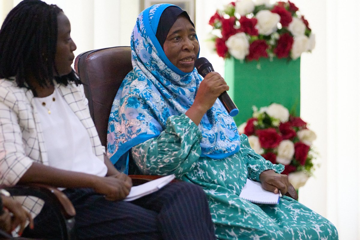 ifakarahealth's tweet photo. #IASC2024
Inspiring the next generation of scientists!

In a session "Inspire to Innovate”, Senior scientist Dr. Fatuma Manzi – with over 20 years of experience in research - and young scientists Aneth Tumbo and Fadhila Kihwele from @Ifakarahealth shared powerful insights on their research journeys, empowering women in science, and the value of mentorship. 💡👩‍🔬👨‍🔬

>> https://t.co/0j6bHzfTmC
>> #IFAKARAevents #Innovation #ResearchImpact