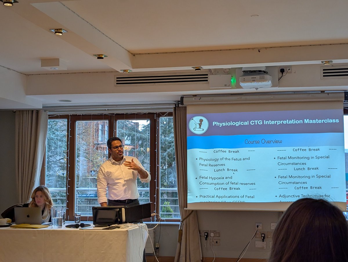 MullingarOBGYN's tweet photo. Our first Physiology based CTG masterclass.Thanks to Dr Ahmed Zaima for a wonderful start. @HSEDubMidlands @AnnebrookHotel @drtushar81 https://t.co/X9vcL4pCTe