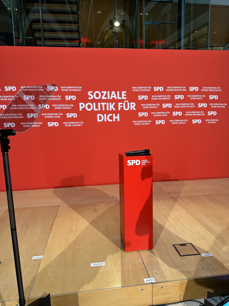 nurdiespd's tweet photo. Jetzt geht es los. #nurdiespd https://t.co/o3p8gUNg6K