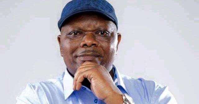 7Ledia7's tweet photo. [#RDC : Lisanga #bonganga de Nazareth est-il déjà guéri de son #mbasu?😅😅😅😅😅😅😅😅] https://t.co/gdPaBQL17z