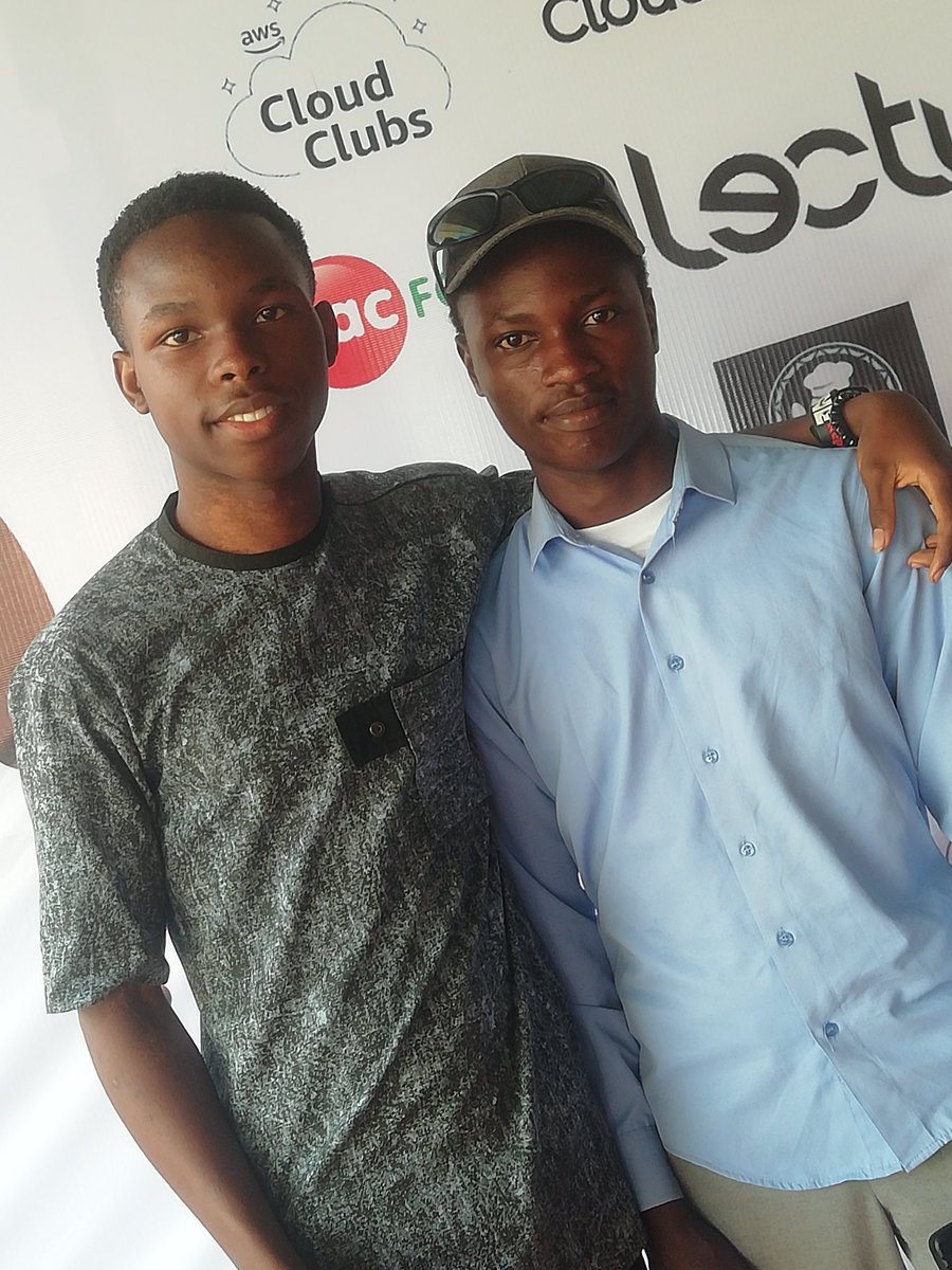 Israel942883715's tweet image. @KBKLUB #stackreform #stackreform2024
Life at the event
Transform health care
Breaking barriers in health care innovation
@KBKLUB
#kbclub_college_of_medicine_university_of_lagos