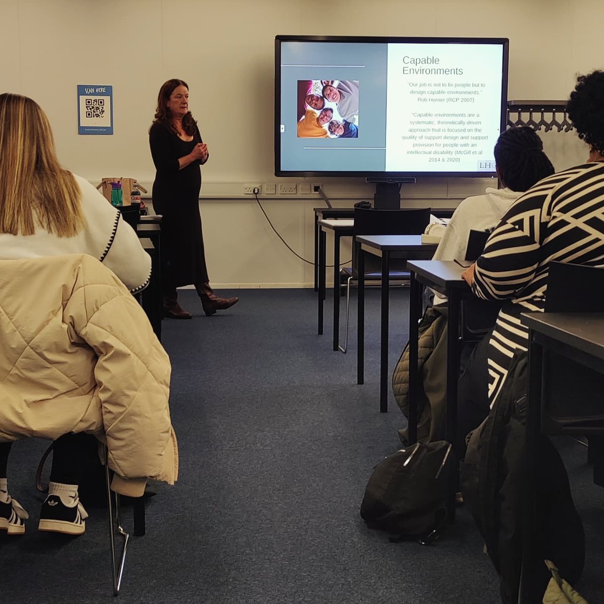 LDNurseGCU's tweet image. This week we welcomed @LindaHume - learning disability nurse &amp;amp; international expert in #PositiveBehaviourSupport &amp;amp;   #CapableEnvironments . Our 3rd years described the session as "inspiring". Thanks Linda!  
#PracticeLeadership #PersonCentredCare #ChooseLDNursing #LDnurse