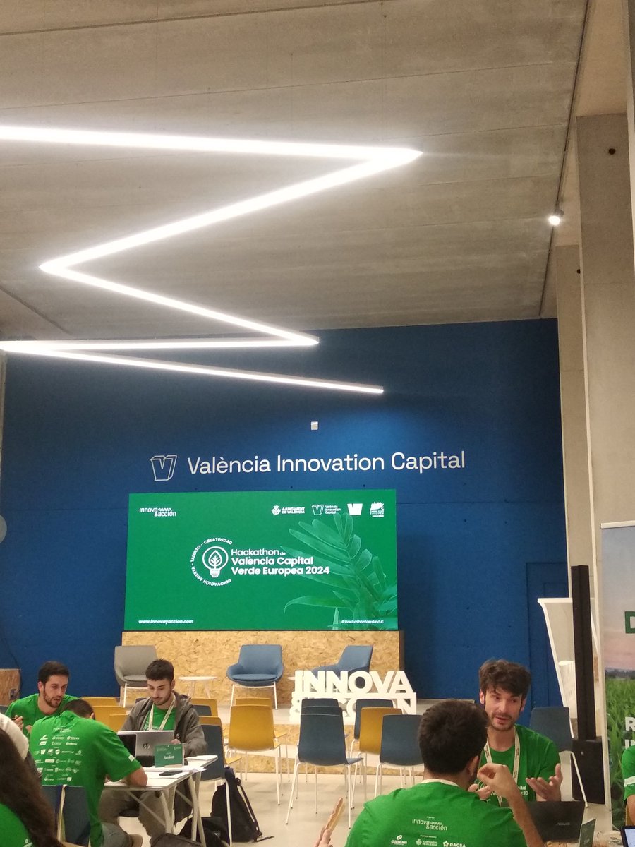 Aquest cap de setmana participem en el #Hackathon #València Capital Verda Europea 2024, per a treballar solucions a reptes actuals envers la #sostenibilitat i la protecció i governança de la #ciutadania!!