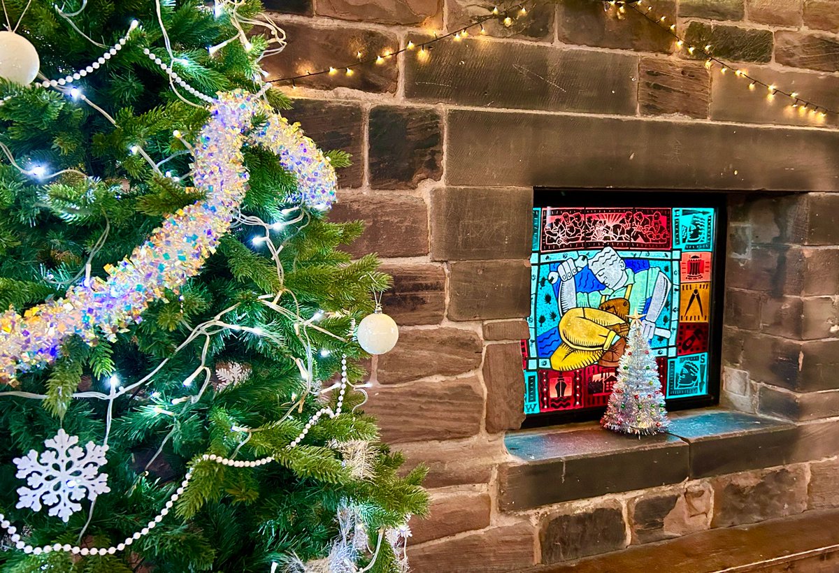 Williamson Art Gallery & Birkenhead Priory tweet media