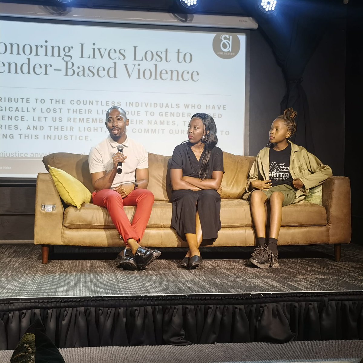 AA_SouthAfrica's tweet image. HAPPENING NOW: Panel discussion 📍

The conversation continues as the panel unpack GBV and fighting for justice. Lindokuhle, Zandile Mabaso and Lebogang are on the panel. 

#16DaysOfActivismAgainstGBV 
#16Conversations